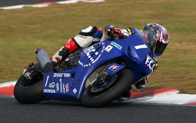 JSB1000秋吉耕佑（10月9日、全日本ロードレース選手権、岡山）