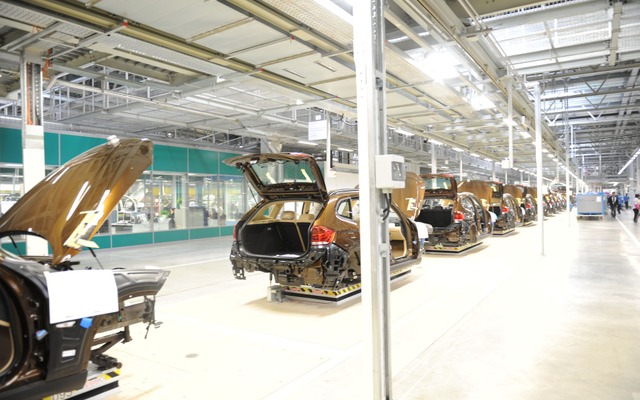 X1を組み立てるBMWの中国合弁第2工場
