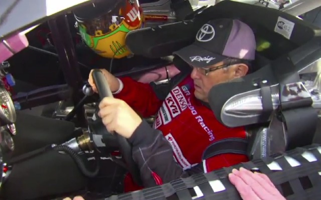 トヨタの2013年型NASCARマシン、カムリをテストするトヨタ自動車の豊田章男社長