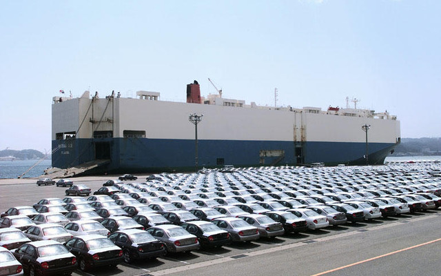 自動車輸出、3年連続で前年上回る…04年上期実績