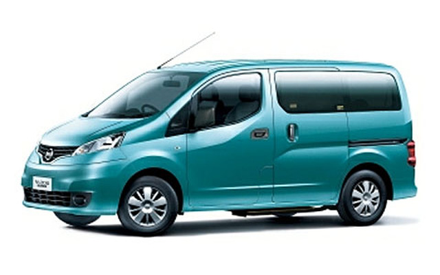 オーテックジャパン NV200バネット「チェアキャブ 車いす1名仕様 3人掛けリヤシートタイプ」