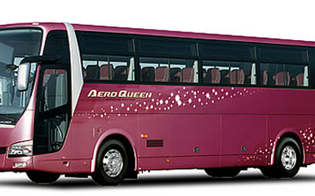 三菱ふそう・大型観光バス エアロクィーン(撮影用特別仕様車)