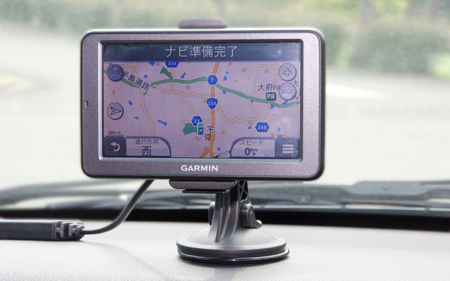 【GARMIN nuvi 2582V 写真蔵】VICS＆みちびき対応の高精度PND中核モデル 