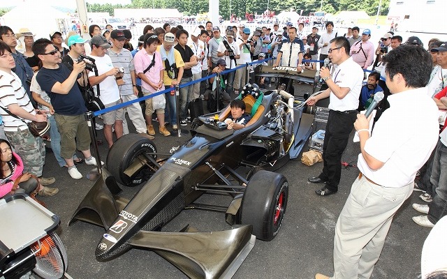 フォーミュラニッポン第4戦、会場の富士スピードウェイで様々なイベントを実施