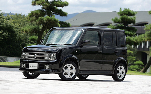 【写真蔵】日産キューブ・アジャクティブ…興味があります?