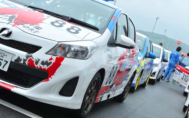 ヴィッツレース関東第三戦のようす