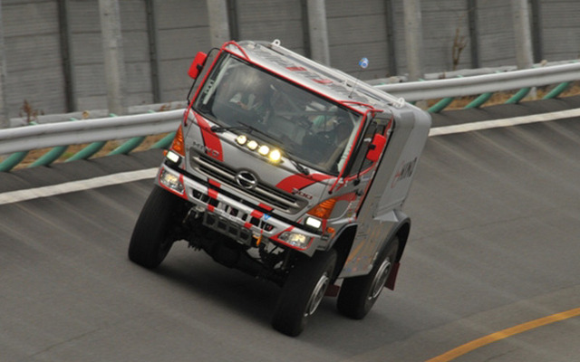 日野レンジャー参戦車両