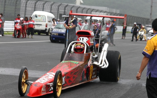 日本最大級のドラッグレースイベント「スーパーアメリカンフェスティバル」