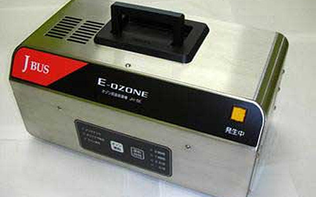車載用新型オゾン脱臭除菌機「E-OZONE」