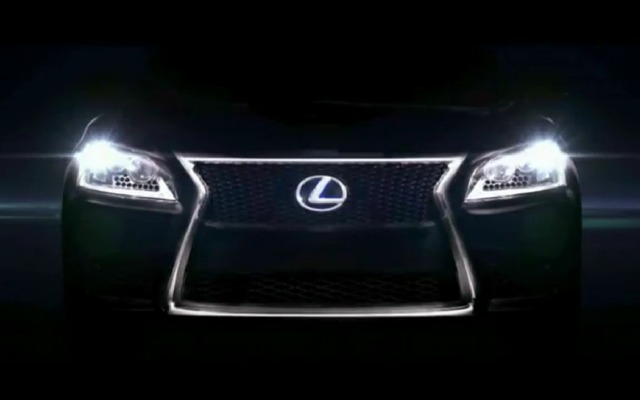 レクサス・新型LSに採用される「スピンドルグリル」