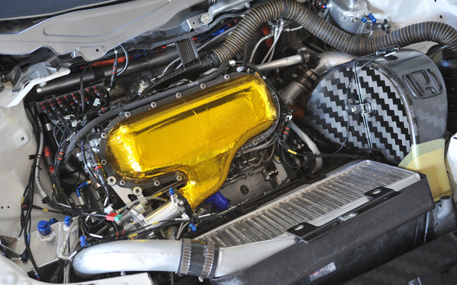 ホンダがシビックWTCCに搭載する直噴1.6リットル直列4気筒ガソリンターボ、「HR412E」
