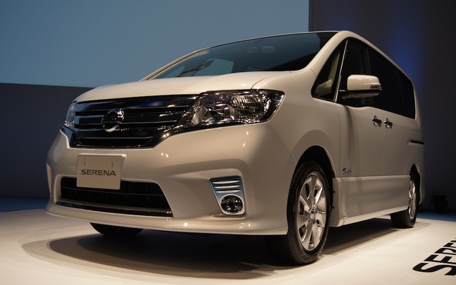 日産 セレナ S-HYBRID