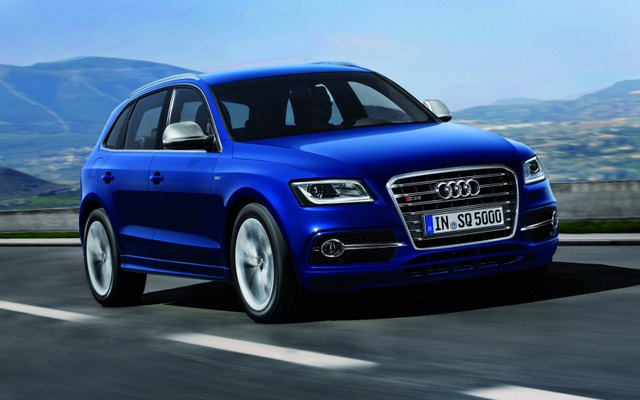 アウディ Q5