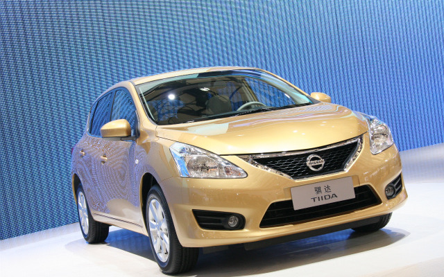 日産ティーダ新型（上海モーターショー11）