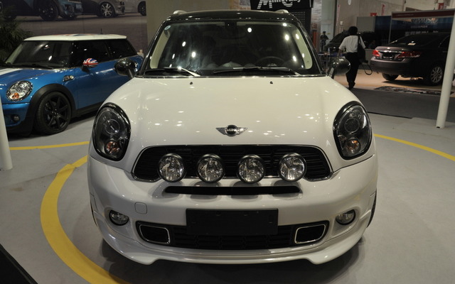 MINIクーパーSクロスオーバーALL4