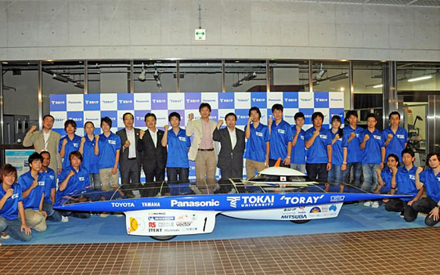 東海大学チャレンジセンター「ライトパワープロジェクト」のソーラーカーチーム