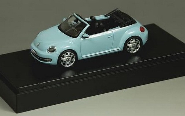 通販サイト、「dabox TOYS」が販売中のVW ザ・ビートルカブリオレのモデルカー