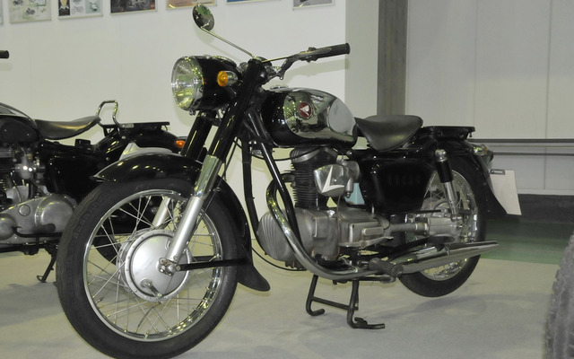 丸正自動車製造 ライラックUY2（1957）