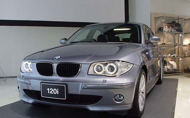 【BMW 1シリーズ発表】かわいいサスペンション