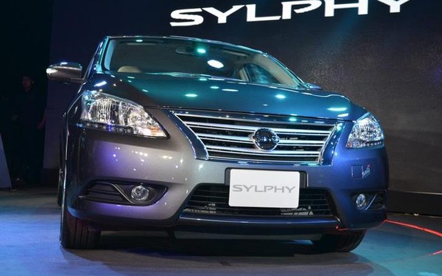 タイで発売された新型 日産 シルフィ