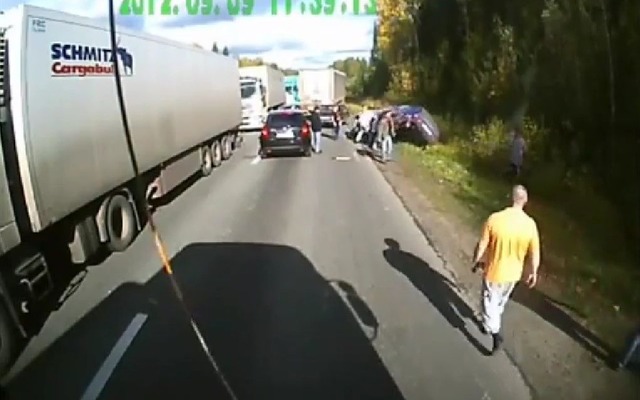 車載カメラが捉えたロシアの交通トラブル映像