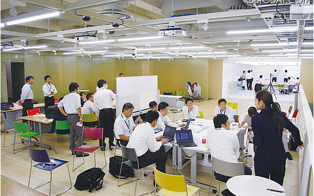 「内田洋行新川第2オフィス」でのワークスタイル変革の実践