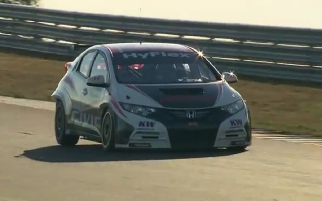 10月の鈴鹿デビューに向けて、順調にテストを重ねるホンダ シビック WTCC