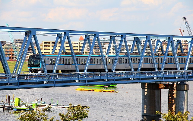 混雑率200％を超える区間がある東京メトロ東西線