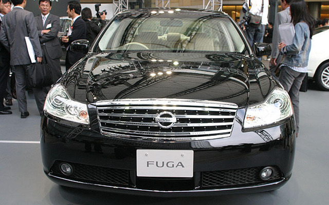 【日産 フーガ発表】4.5リットルV8も来年追加、350PS?!