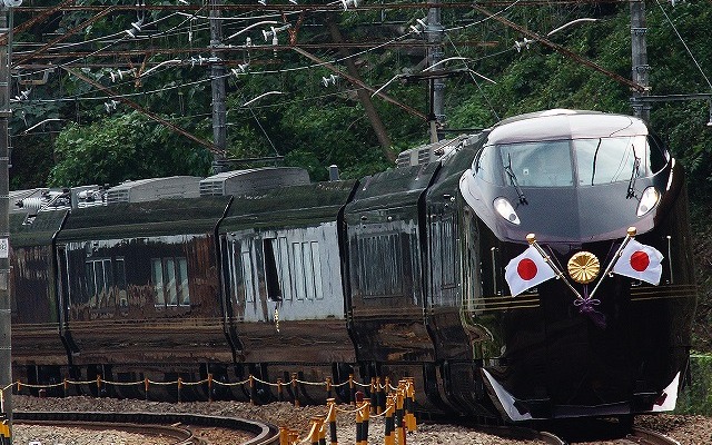 JR東日本、E655系によるお召し列車を運行