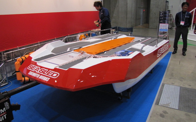 危機管理産業展2012　タキモトワークス「SEA-SLED」