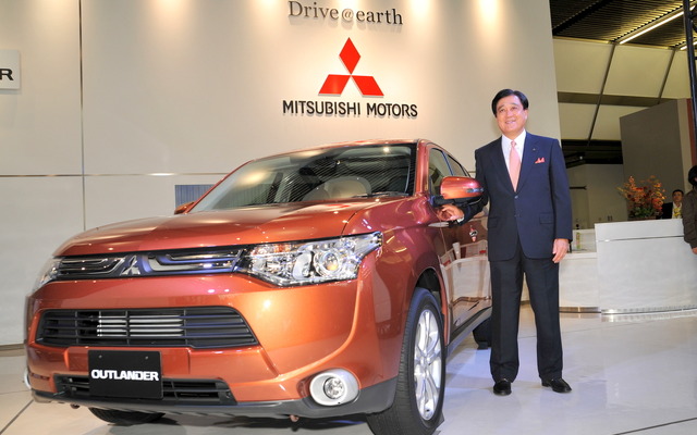 三菱自動車工業取締役社長の益子修氏