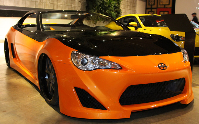 SEMAショー12、サイオンの出展車披露イベント