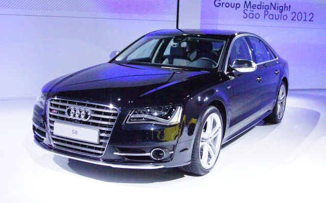 アウディ S8（サンパウロモーターショー12）