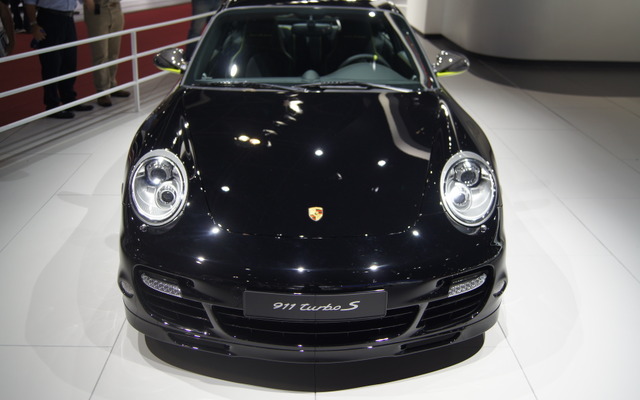 ポルシェ 911ターボS エディション918スパイダー（サンパウロモーターショー12）