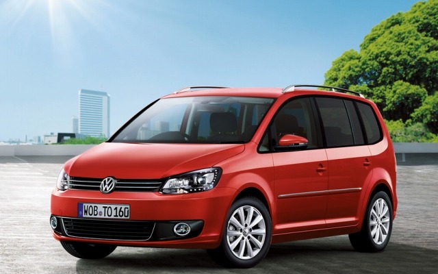 VW ゴルフ クロストゥーラン