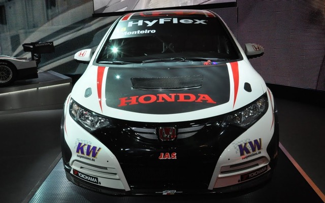 ホンダ・シビックWTCC（パリモーターショー12）