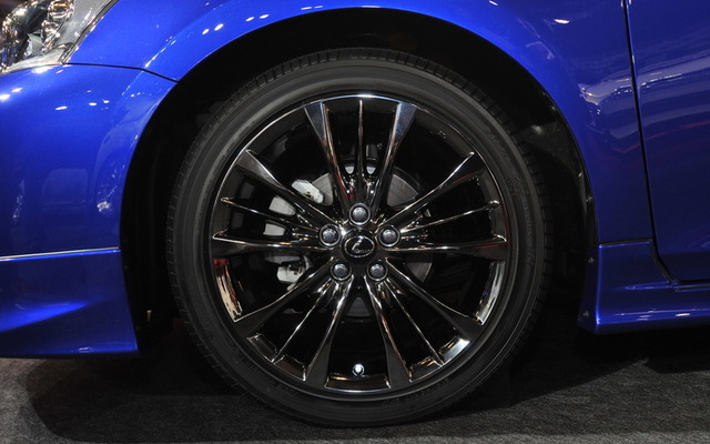 レクサス CT200h Fスポーツ
