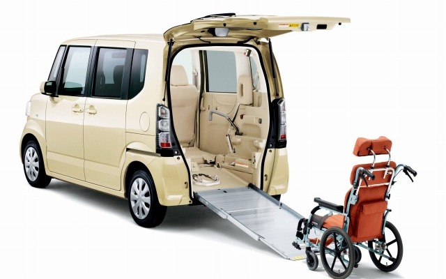 ホンダ・N BOX ＋ 車いす仕様車
