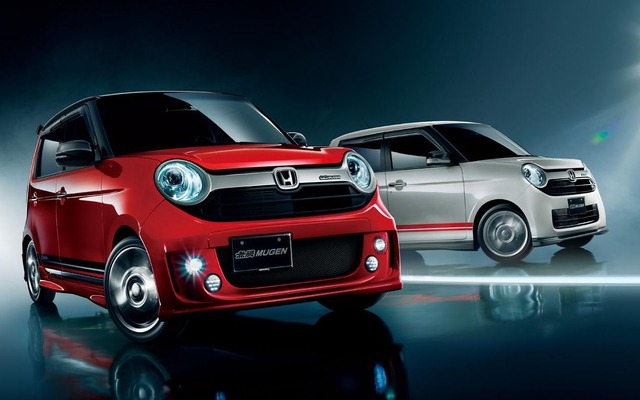 無限のパーツを装着したホンダ N-ONE