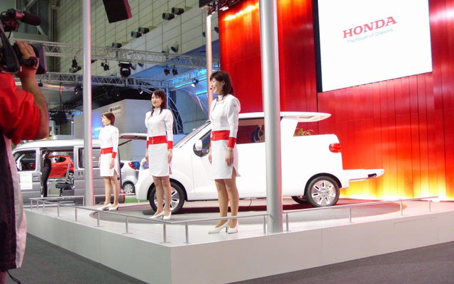 【東京モーターショー04】さよなら商用車ショー…各ブースの様子