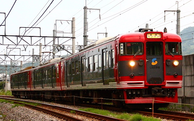 しなの鉄道上田駅で地元野菜を