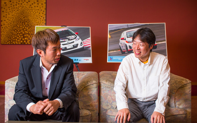 平岡塾長選手（左）と蓬田昭男選手（右）