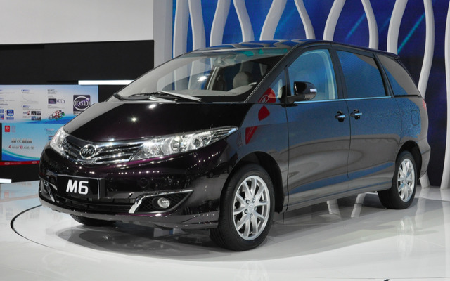 BYD・M6