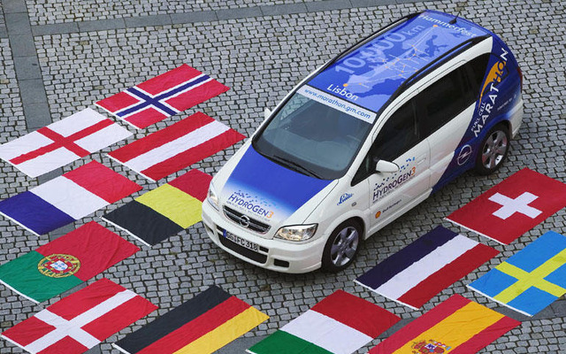 GMと上海汽車、中国で環境自動車を共同開発