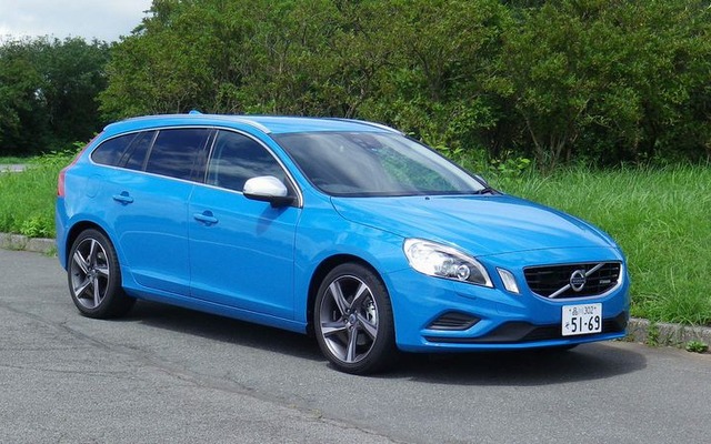 ボルボ V60 T4 Rデザイン