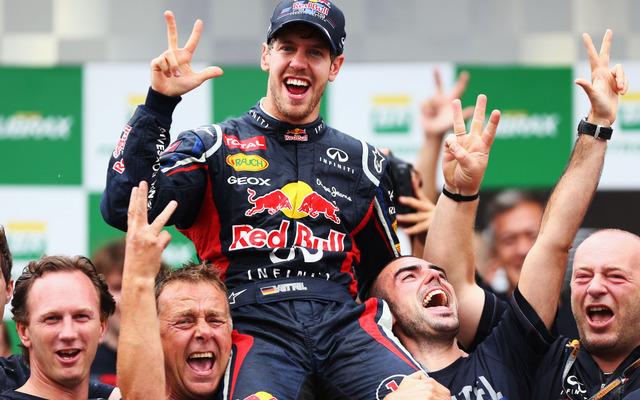 ドライバーズタイトル3連覇を達成したセバスチャン・ベッテル（2012年 ブラジルGP）