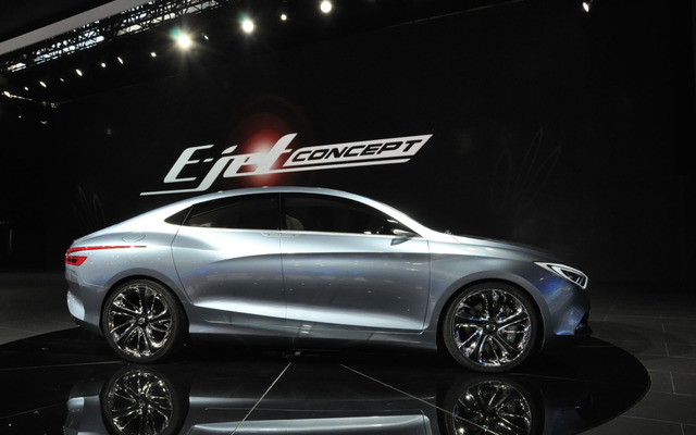 広州汽車 E-jet concept（広州モーターショー12）