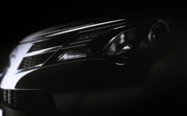 新型トヨタRAV4のティーザー映像（動画キャプチャ）