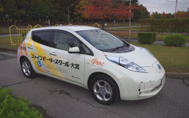 ファインモータースクール・EV講習プログラムに使用する「リーフ」
